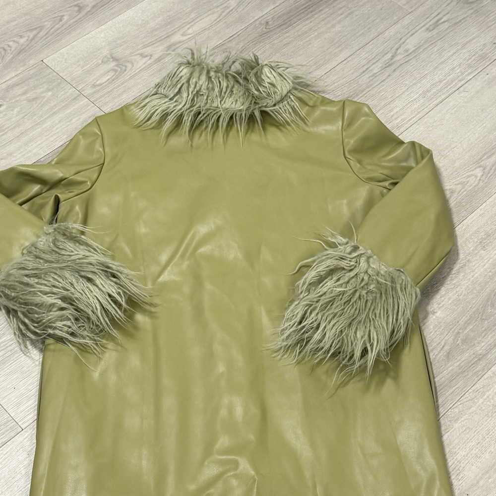 Isalis Faux Green Leather Trench Coat With Fur Collar Cuffs Foxy Y2K NWOT M/LG - Picture 12 of 12